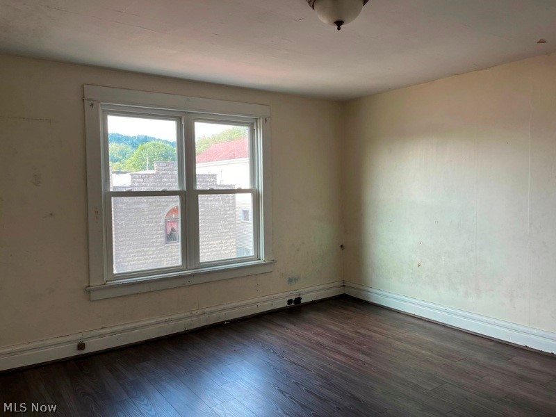 24 8th Street Property Photo 8