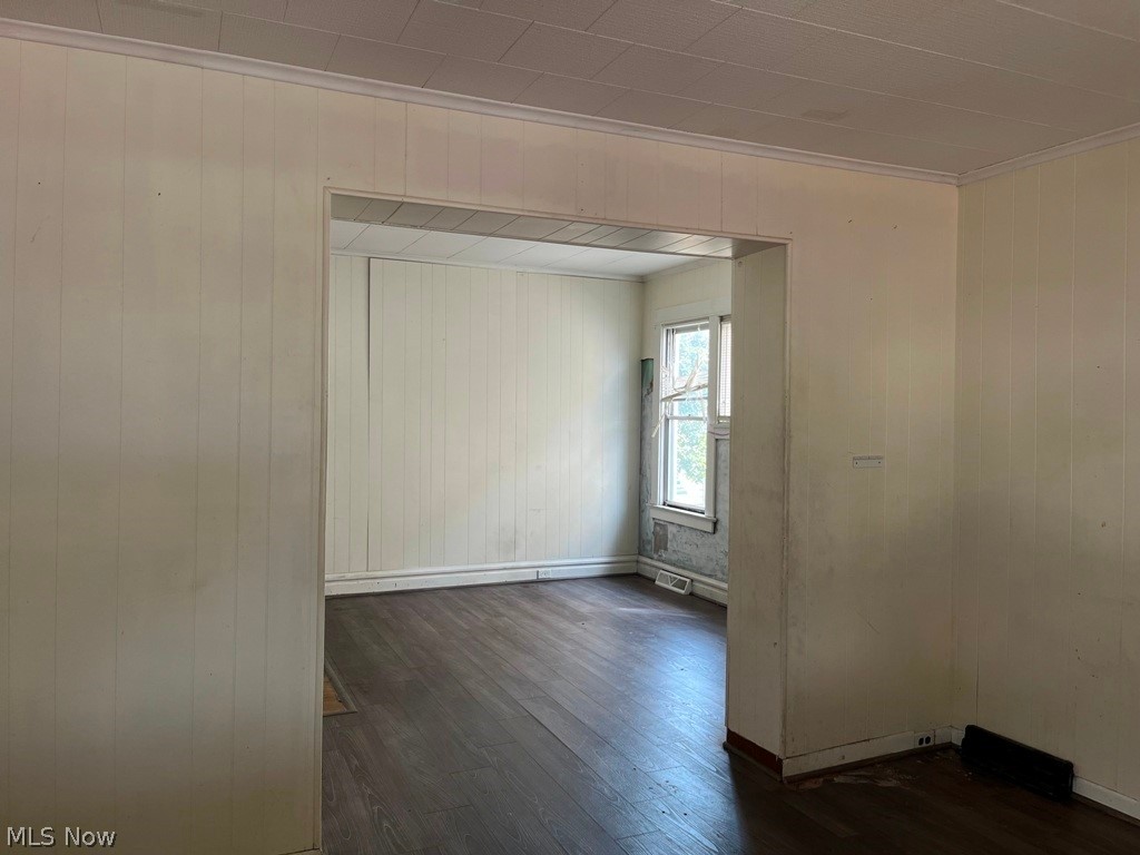 24 8th Street Property Photo 9