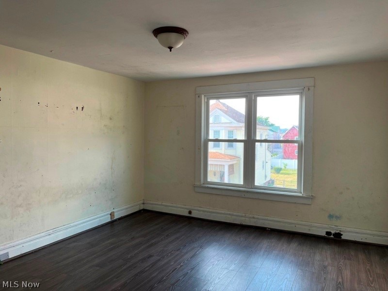 24 8th Street Property Photo 15