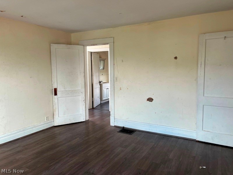 24 8th Street Property Photo 16