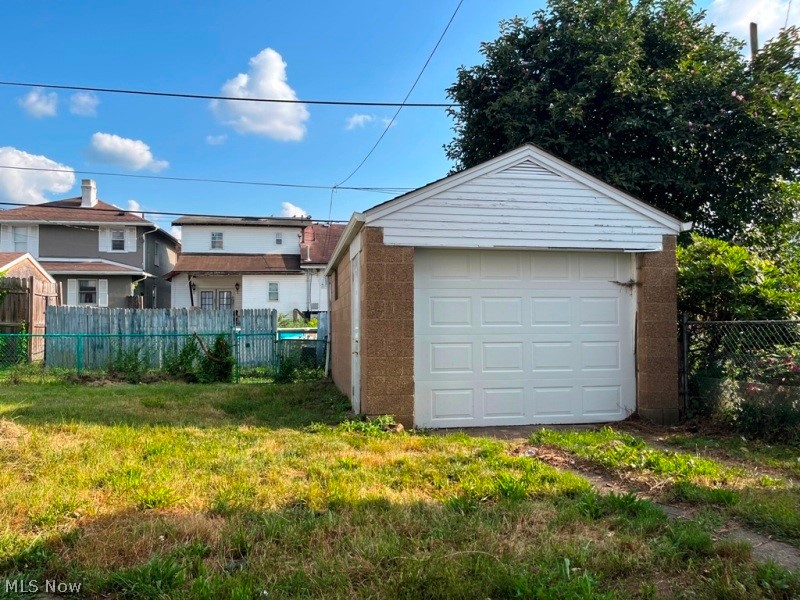 24 8th Street Property Photo 26