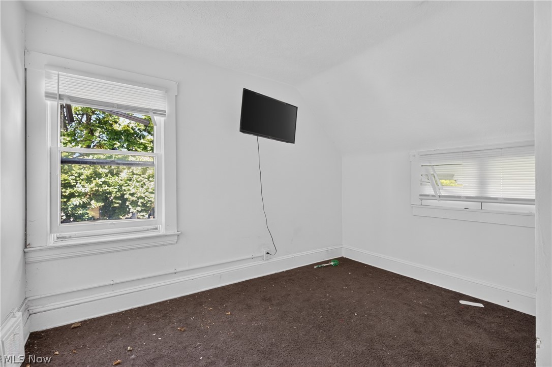 893 E 75th Street Property Photo 13