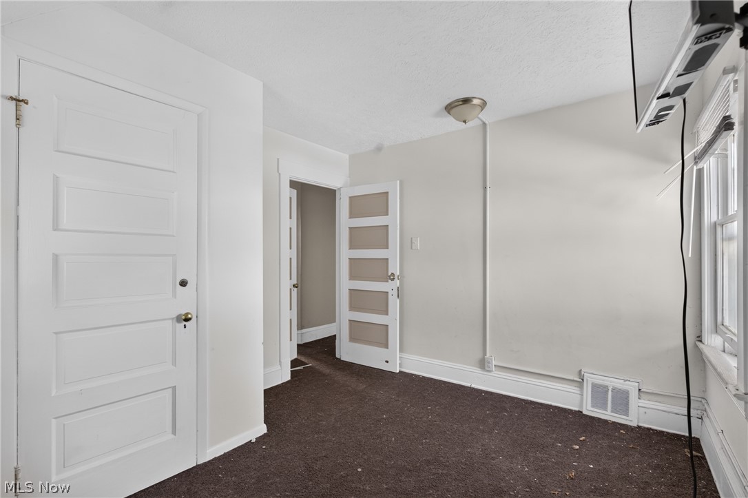 893 E 75th Street Property Photo 15
