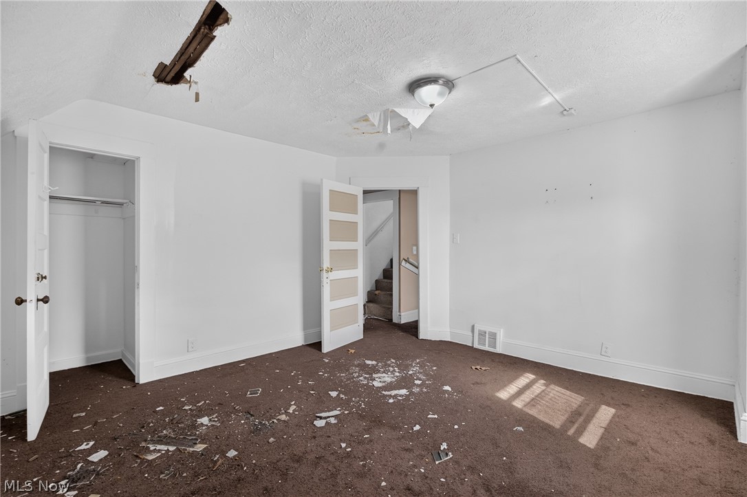 893 E 75th Street Property Photo 21