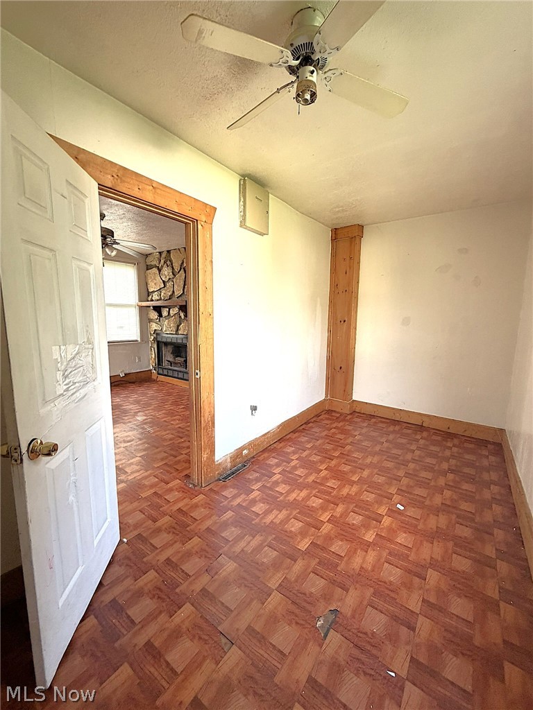 4429 Hyde Avenue Property Photo 6