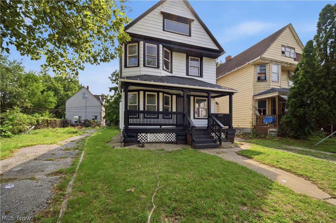 1201 E 84th Street Property Photo 1