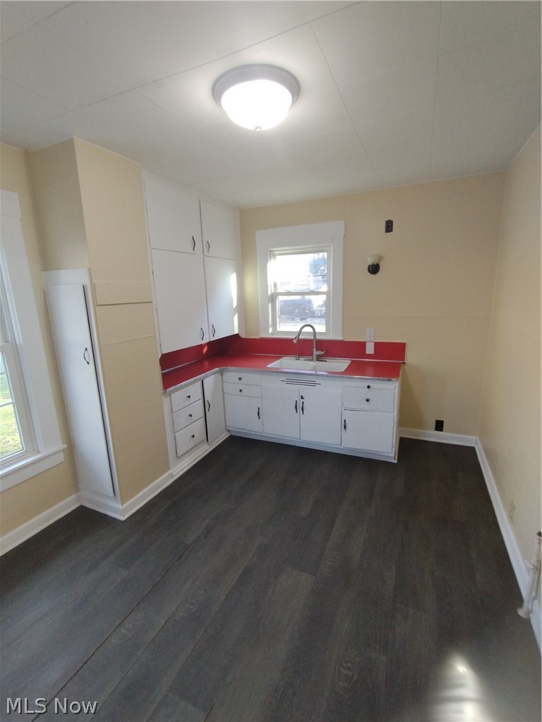 329 Se Charles Avenue Property Photo 3