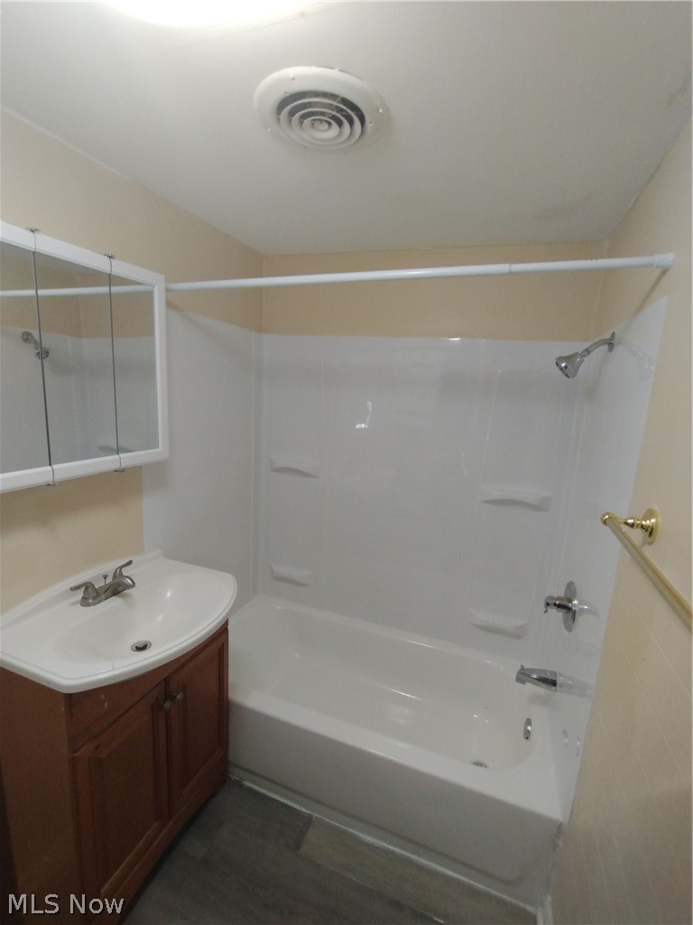 329 Se Charles Avenue Property Photo 10