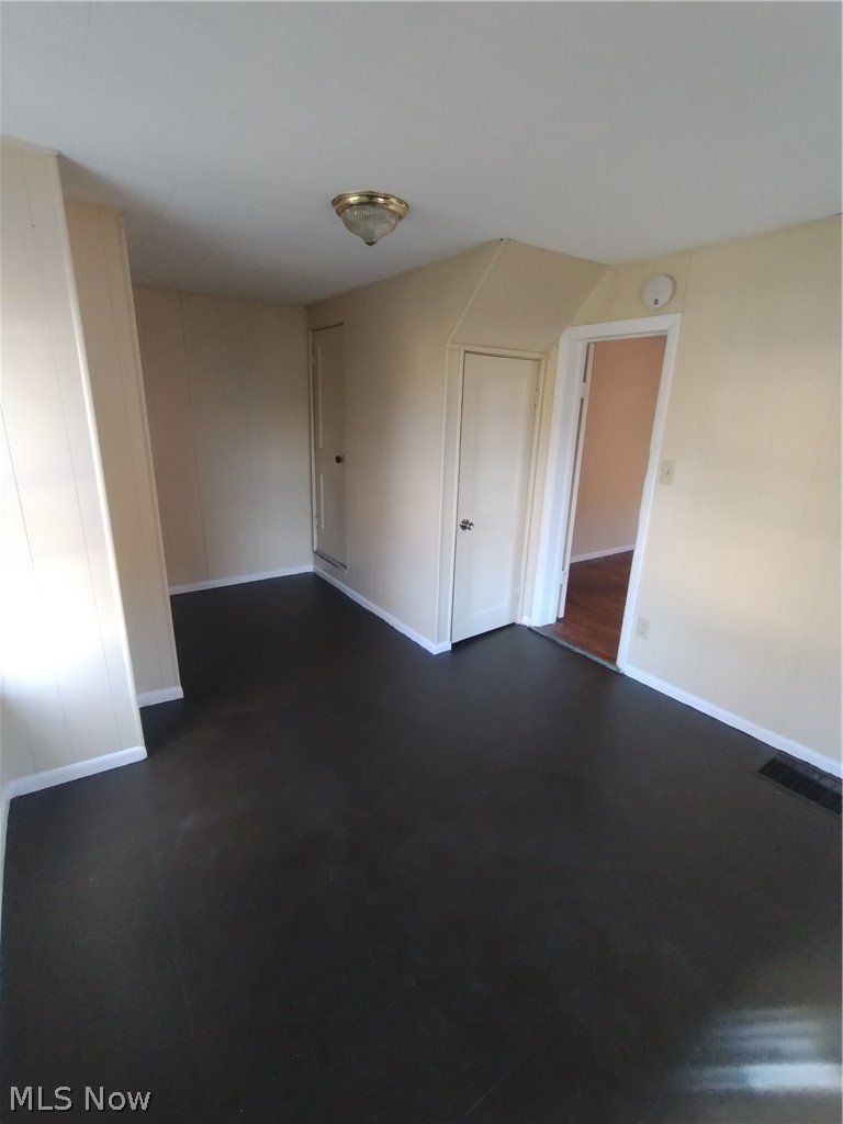 329 Se Charles Avenue Property Photo 14