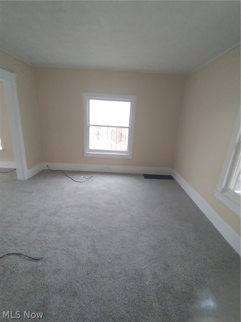 660 4th Street Sw Property Photo 4