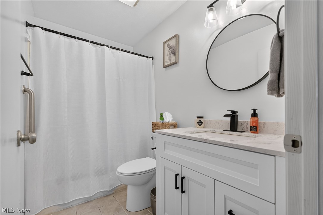 7380 Eisenhower Drive 3 Property Photo 12