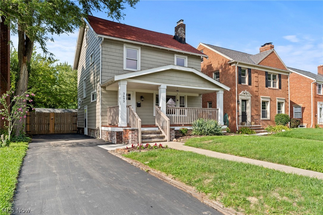 3693 Silsby Road Property Photo 2