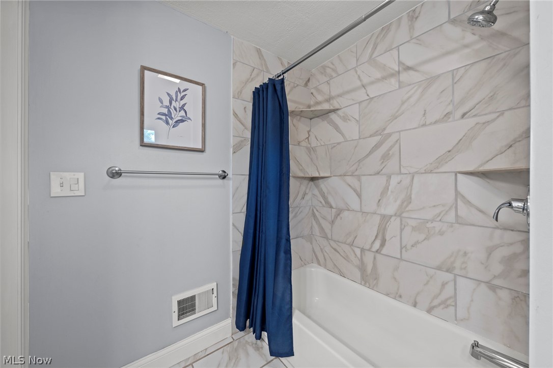 3693 Silsby Road Property Photo 29