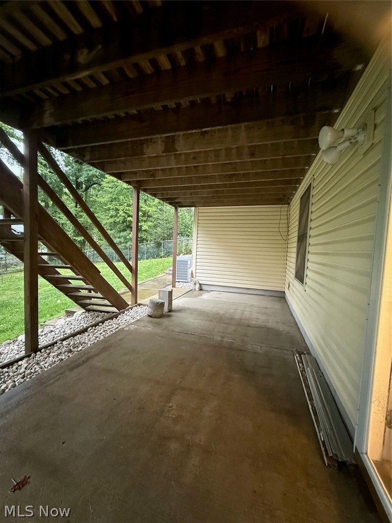 8 Apache Trail Property Photo 9