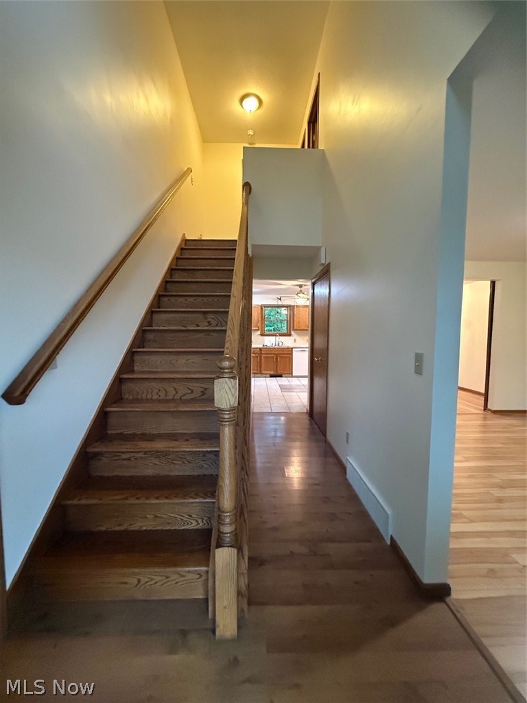 8 Apache Trail Property Photo 10