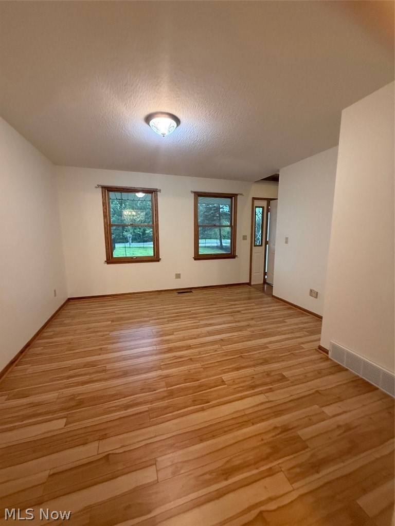 8 Apache Trail Property Photo 12