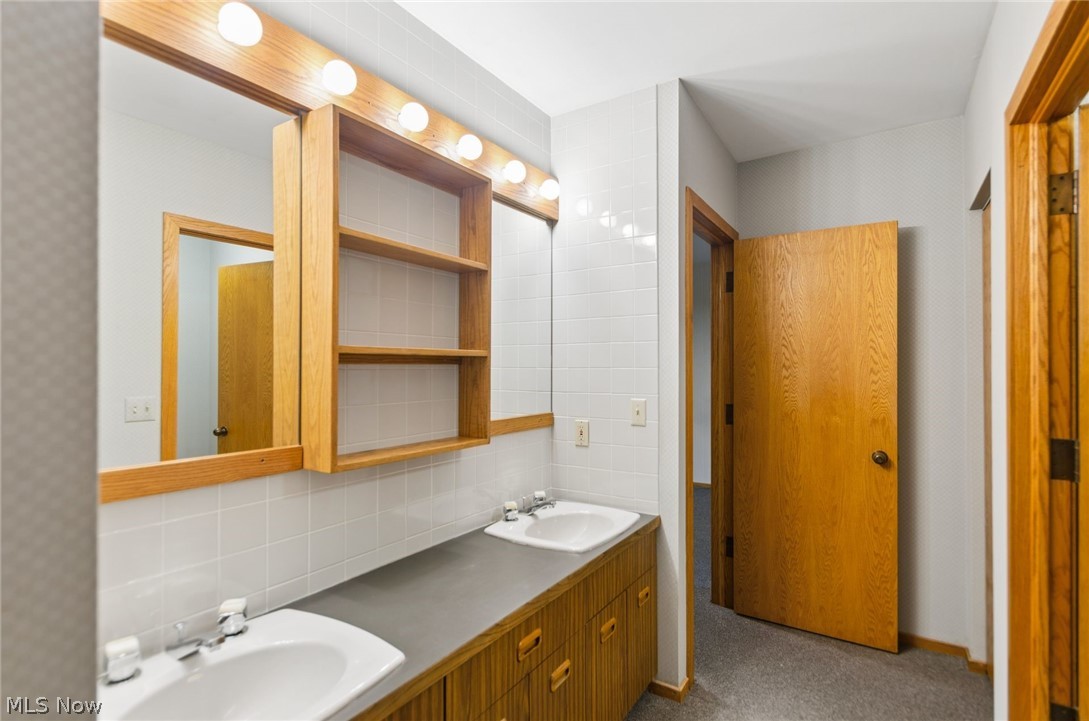 200 Hampshire Road Property Photo 38