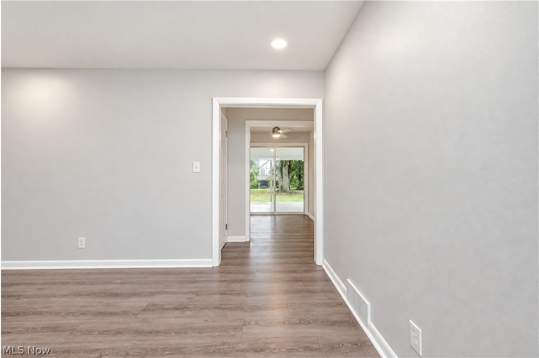 550 Neoka Drive Property Photo 9