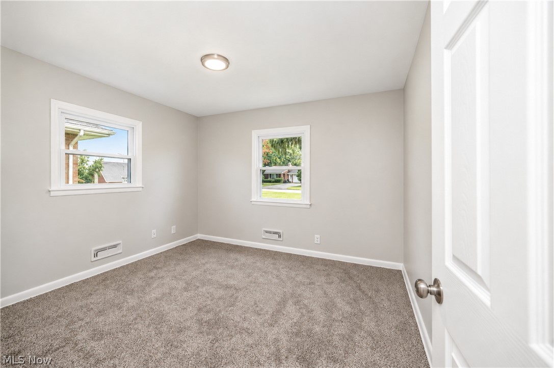 550 Neoka Drive Property Photo 19