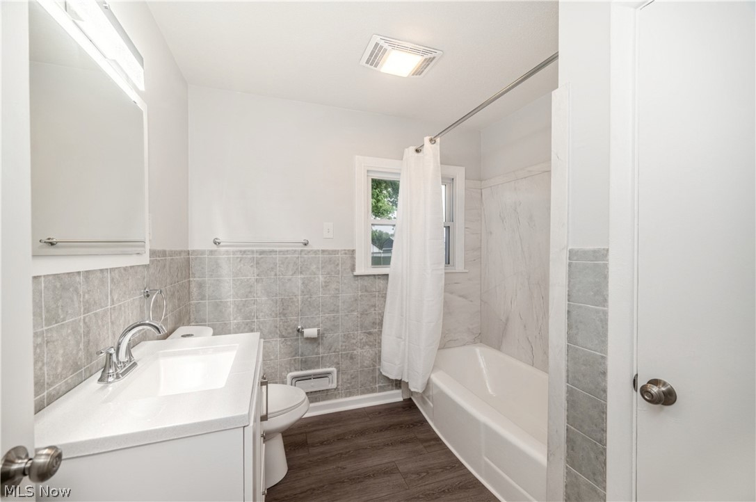 550 Neoka Drive Property Photo 26