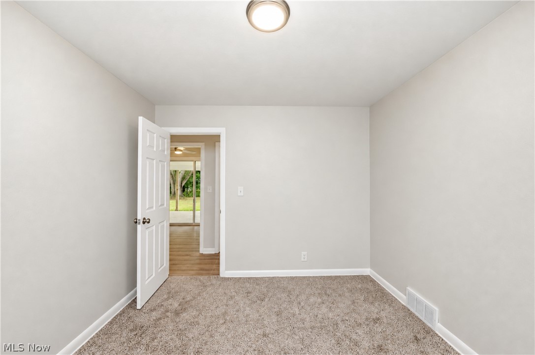 550 Neoka Drive Property Photo 32