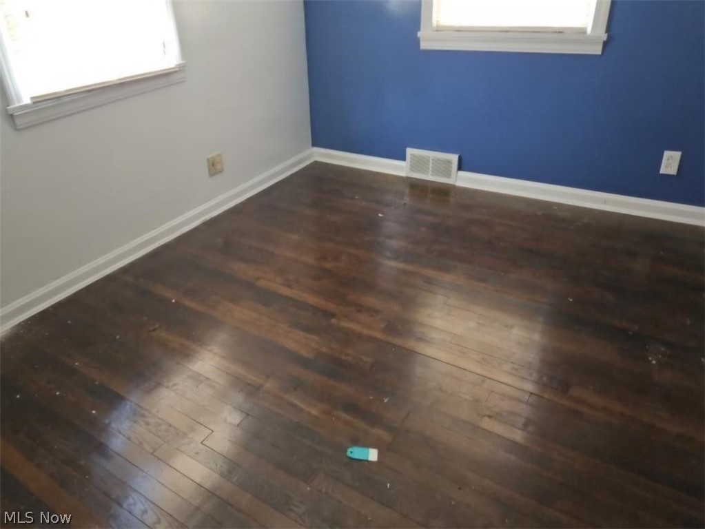 2124 Hillside Terrace Property Photo 7