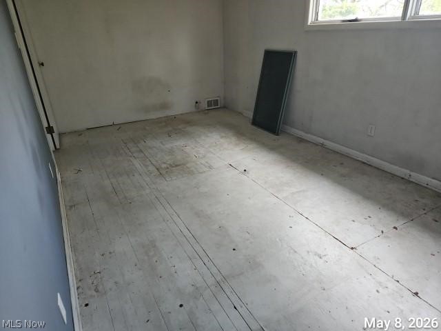 2124 Hillside Terrace Property Photo 8