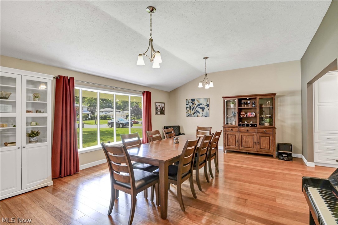 17100 Partridge Drive Property Photo 9