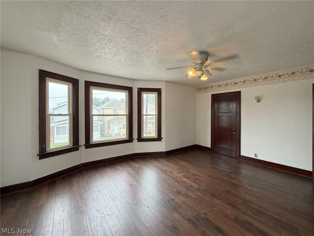 1652 Oregon Avenue Property Photo 26
