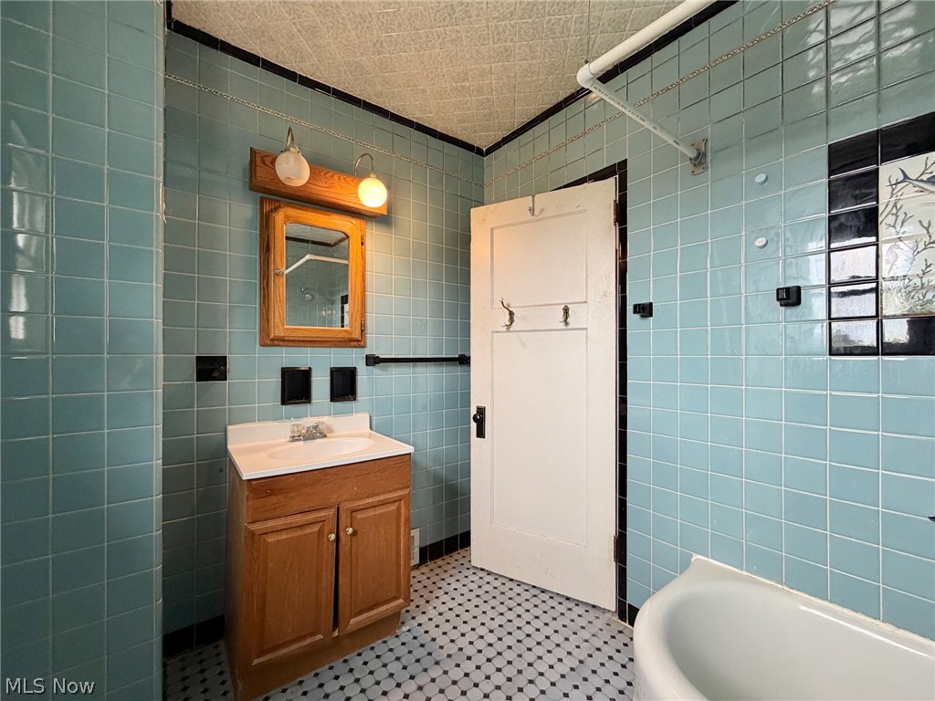 1652 Oregon Avenue Property Photo 32