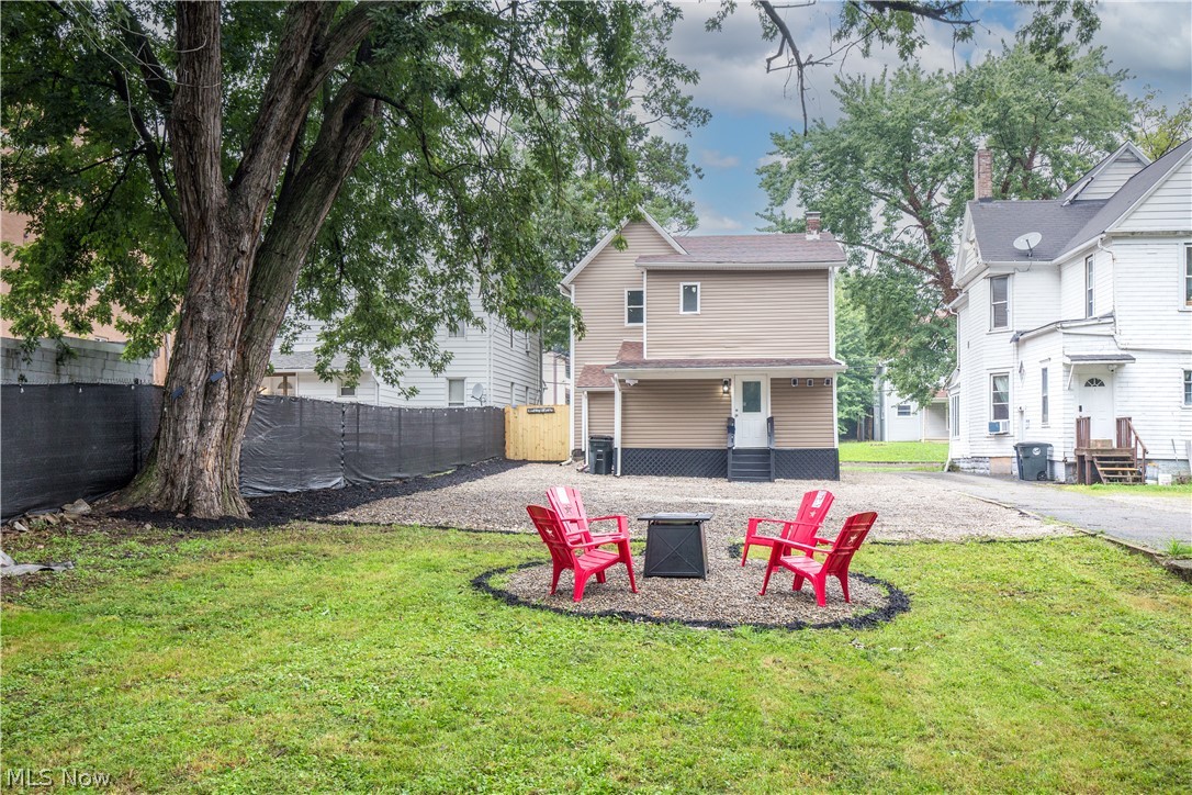 600 E Buchtel Avenue Property Photo 11