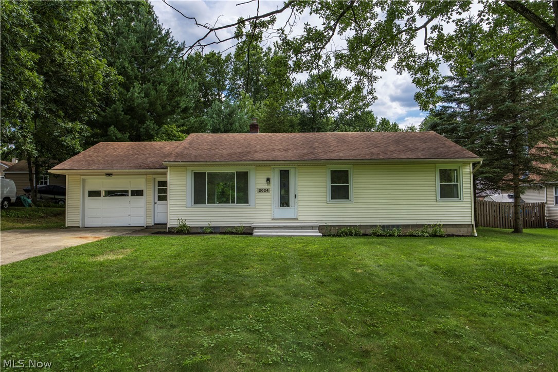 2024 Marhofer Avenue Property Photo 1