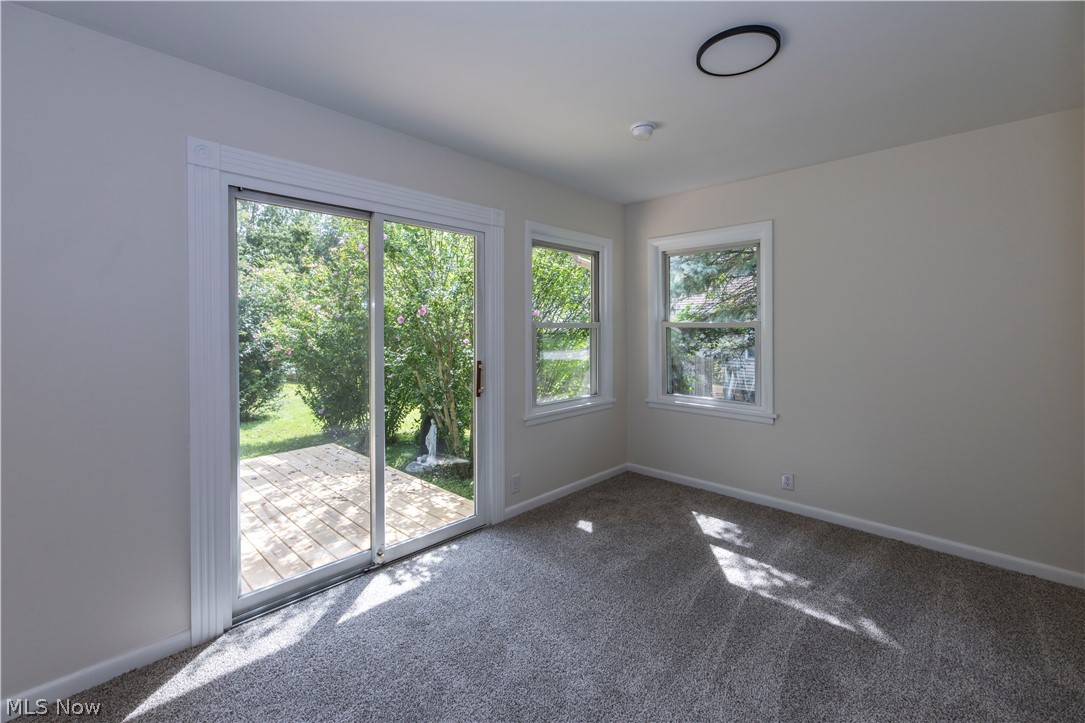 2024 Marhofer Avenue Property Photo 15