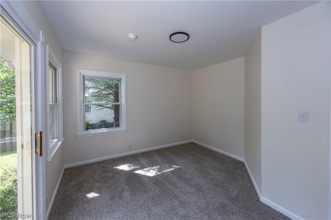 2024 Marhofer Avenue Property Photo 16