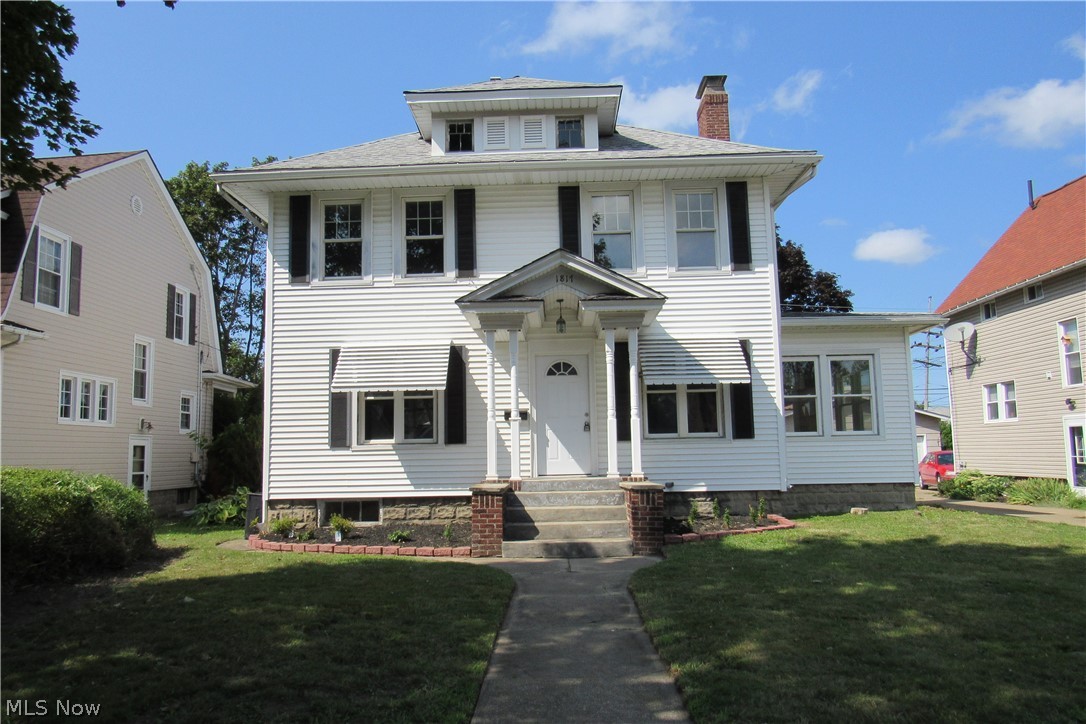 1817 E 46th Street Property Photo 1