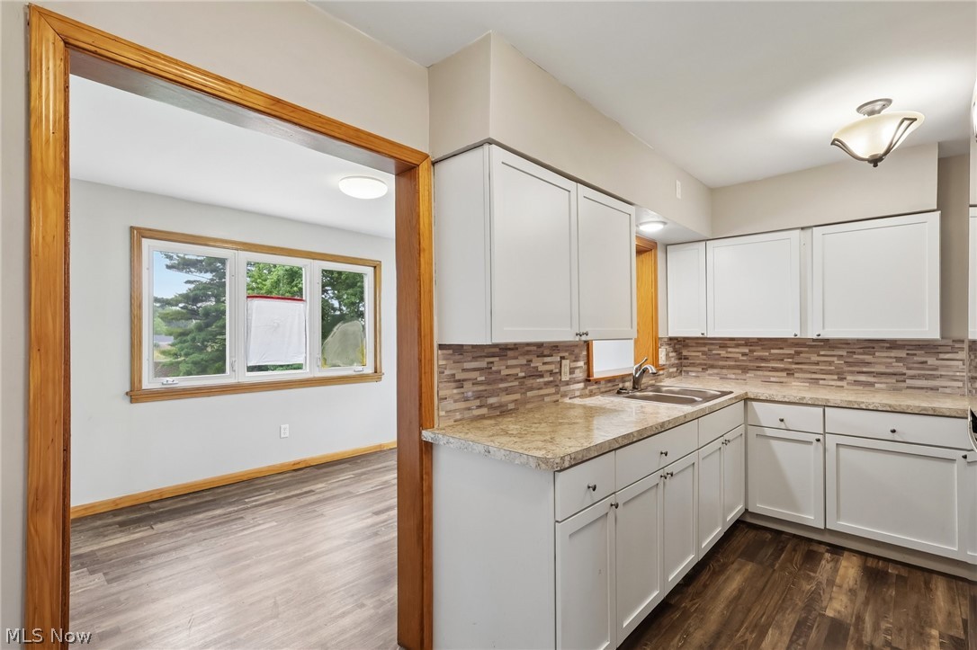 3155 Oser Road Property Photo 9
