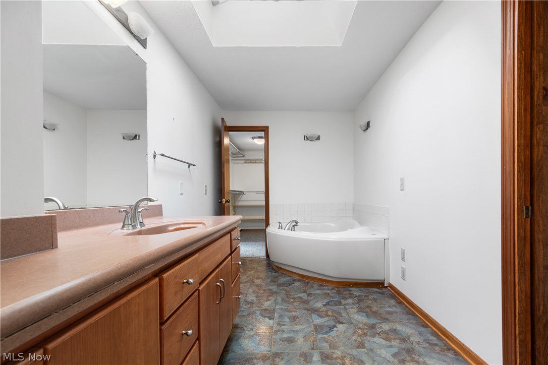 2317 Raintree Street Ne Property Photo 45