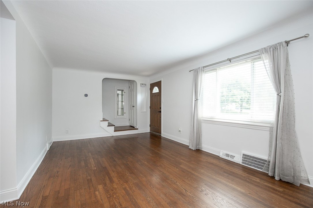 4855 Edsal Drive Property Photo 4