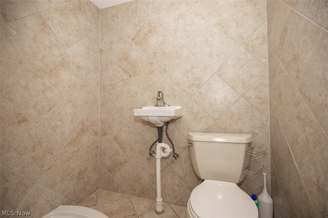 4855 Edsal Drive Property Photo 29
