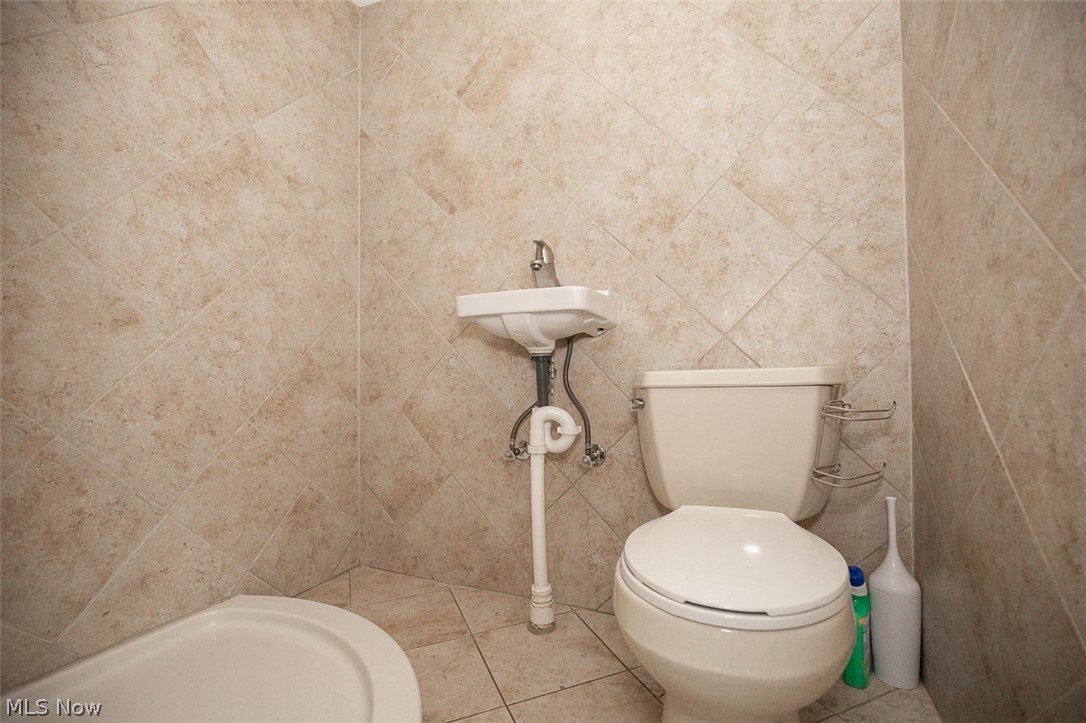 4855 Edsal Drive Property Photo 30