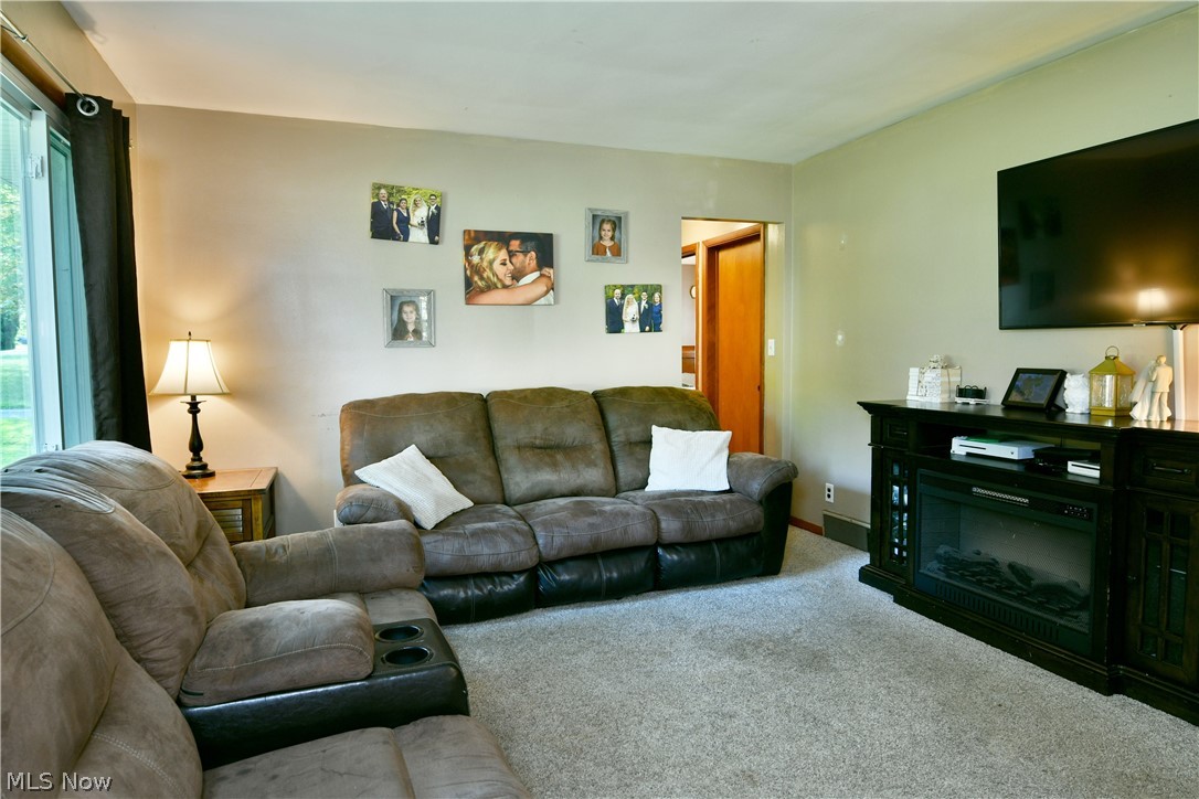 3557 Valacamp Avenue Se Property Photo 6