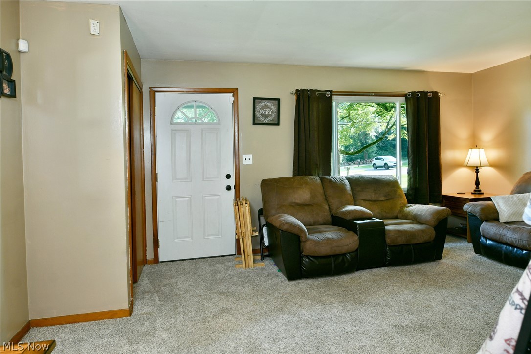 3557 Valacamp Avenue Se Property Photo 8