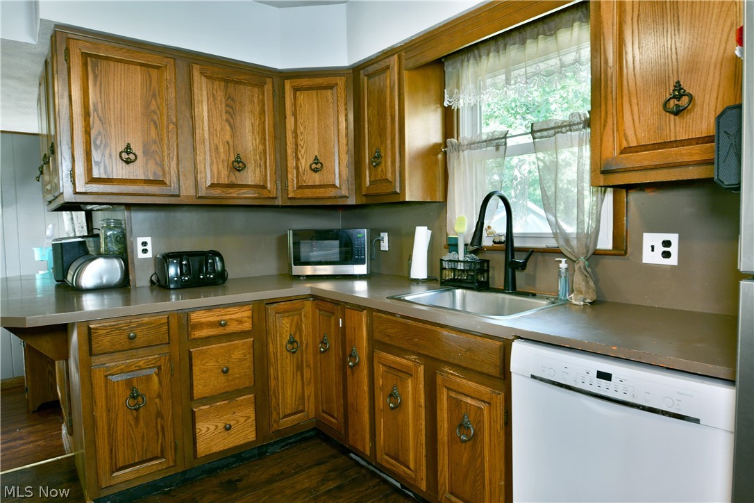 3557 Valacamp Avenue Se Property Photo 10