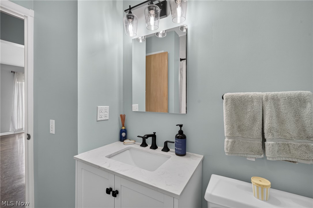 584 Bayfair Drive Property Photo 14