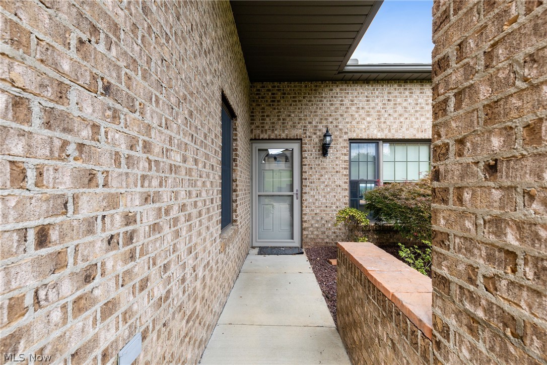 49272 Eagle Drive Property Photo 5