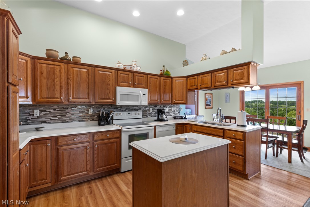 49272 Eagle Drive Property Photo 12