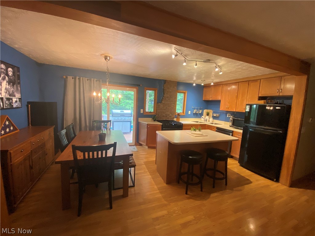 91 Hillview Drive Property Photo 8