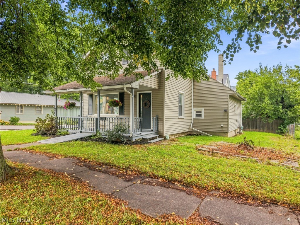 102 E Liberty Street Property Photo 2