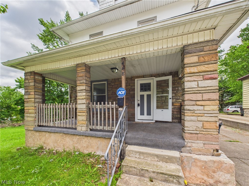 448 E Voris Street Property Photo 2