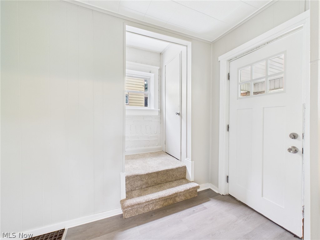 448 E Voris Street Property Photo 16